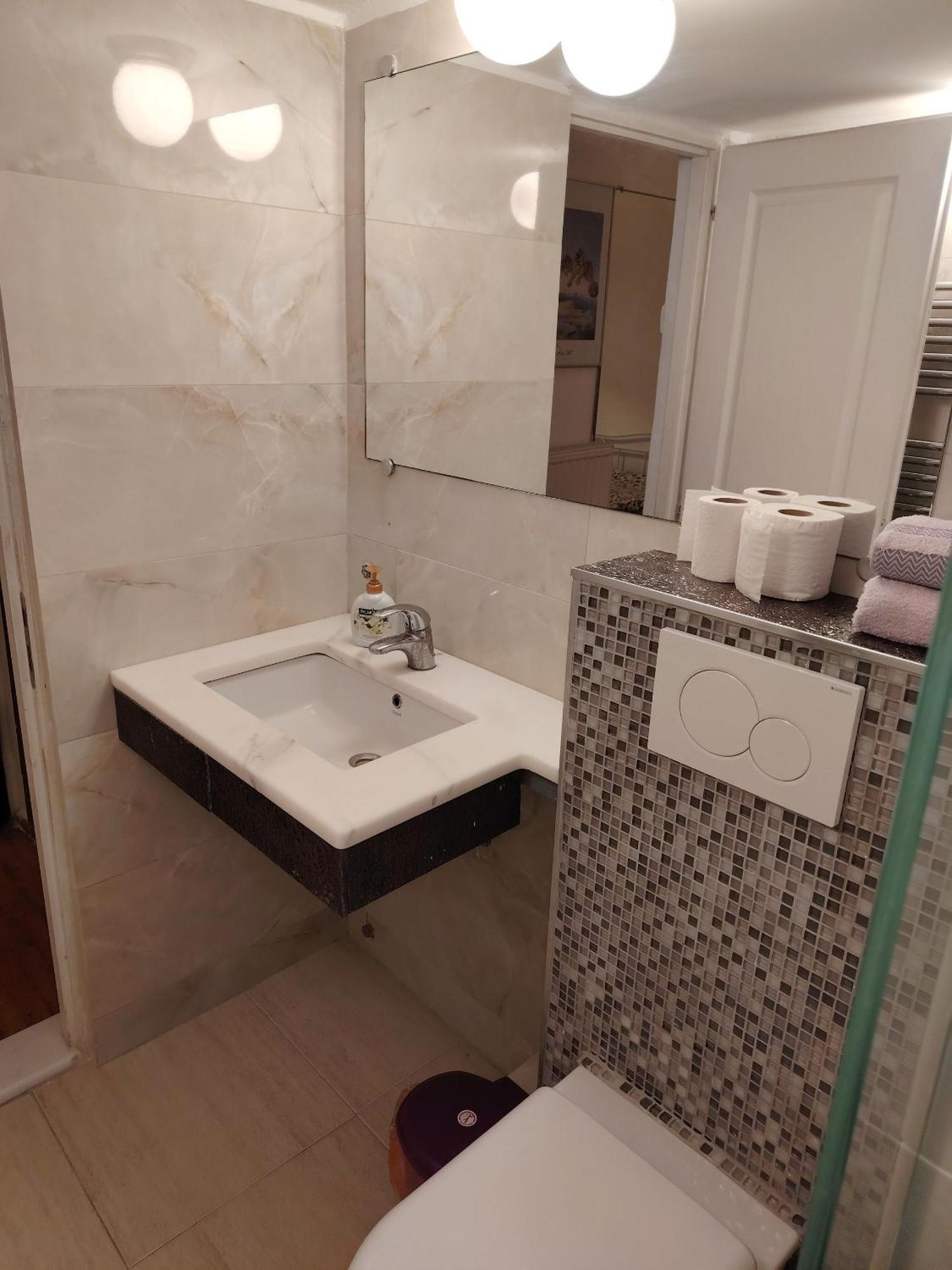 Cosy Open Large By Galerious Parace D111 Apartment *